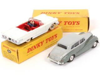 Lot 354 - DINKY TOYS (FRANCE) (2)