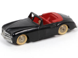 Lot 306 - DINKY TOYS (FRANCE) (1)