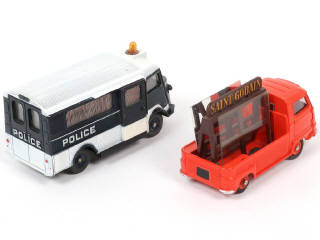 Lot 342 - DINKY TOYS (FRANCE) (2)