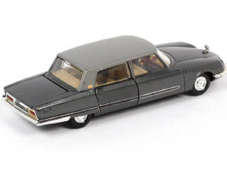 Lot 313 - DINKY TOYS (FRANCE) (1)
