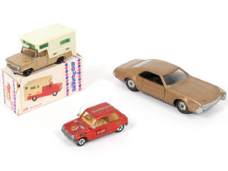 Lot 238 - MAJORETTE (FRANCE) (2)