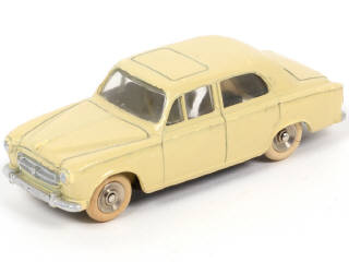 Lot 303 - DINKY TOYS (FRANCE) (1)