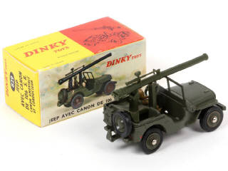 Lot 330 - DINKY TOYS (FRANCE) (1)
