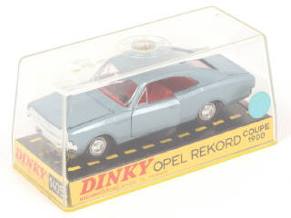 Lot 333 - DINKY TOYS (FRANCE) (1)