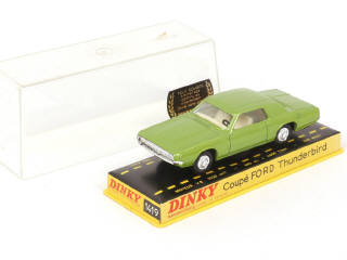 Lot 335 - DINKY TOYS (FRANCE) (1)