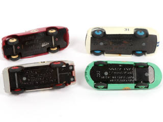 Lot 260 - DINKY TOYS (GB) (4)