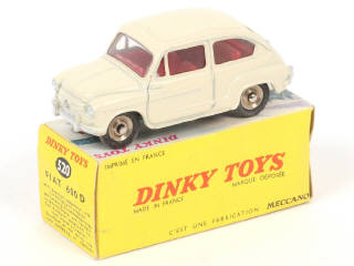 Lot 326 - DINKY TOYS (FRANCE) (1)