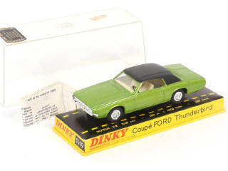 Lot 327 - DINKY TOYS (FRANCE) (1)