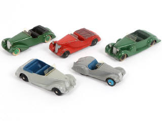 Lot 261 - DINKY TOYS (GB) (1)