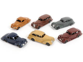 Lot 263 - DINKY TOYS (GB) (1)