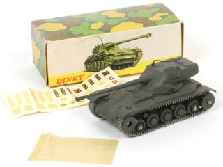 Lot 340 - DINKY TOYS (FRANCE) (1)