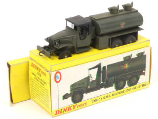 Lot 343 - DINKY TOYS (FRANCE) (1)