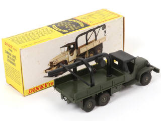 Lot 342 - DINKY TOYS (FRANCE) (1)
