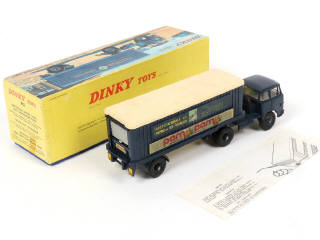 Lot 333 - DINKY TOYS (FRANCE) (1)