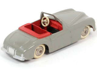 Lot 289 - DINKY TOYS (FRANCE) (1)