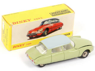 Lot 305 - DINKY TOYS (FRANCE) (1)