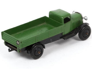 Lot 205 - DINKY TOYS (GB) (1)