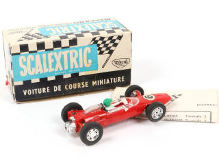 Lot 24 - SCALEXTRIC (GB) (1)