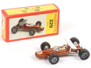 Lot 246 - MAJORETTE (FRANCE) (1)