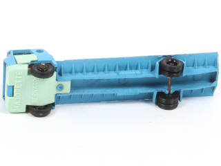 Lot 240 - MAJORETTE (FRANCE) (1)