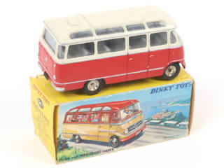 Lot 406 - DINKY TOYS (FRANCE) (1)