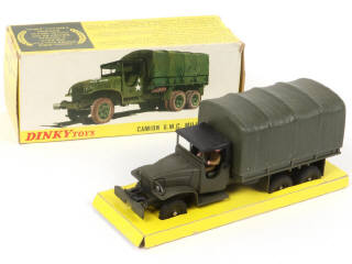 Lot 408 - DINKY TOYS (FRANCE) (1)