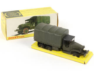Lot 408 - DINKY TOYS (FRANCE) (1)