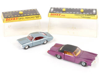 Lot 390 - DINKY TOYS (2)