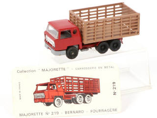 Lot 76 - MAJORETTE (FRANCE) (1)