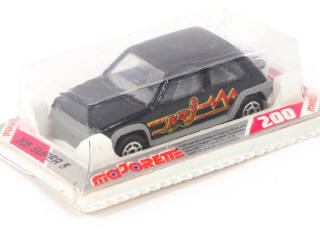 Lot 46 - MAJORETTE (FRANCE) (1)