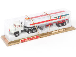 Lot 145 - MAJORETTE (FRANCE) (1)