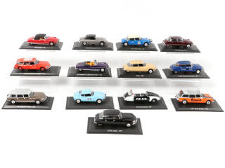 Lot 106 - DIVERS (13)