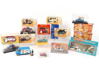 Lot 123 - DIVERS (17)