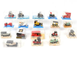 Lot 133 - DIVERS (18)