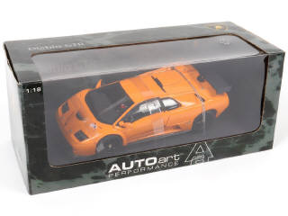 Lot 57 - AUTOART (ALLEMAGNE) (1)