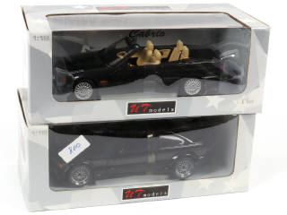 Lot 47 - UT MODELS (CHINE) (2)