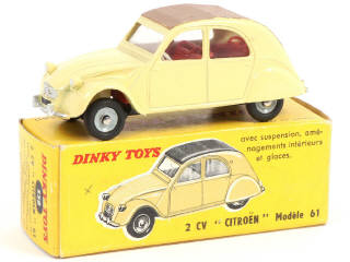 Lot 337 - DINKY TOYS (FRANCE) (1)