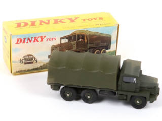 Lot 362 - DINKY TOYS (FRANCE) (1)