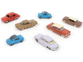 Lot 374 - DINKY TOYS (FRANCE) (7)
