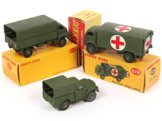 Lot 205 - DINKY TOYS (GB) (3)