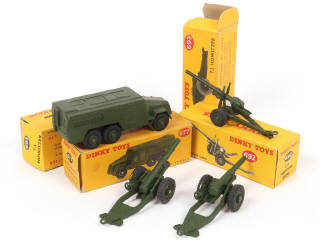 Lot 207 - DINKY TOYS (GB) (4)