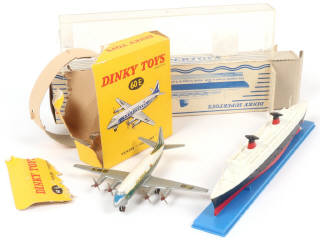 Lot 287 - DINKY TOYS (FRANCE) (2)