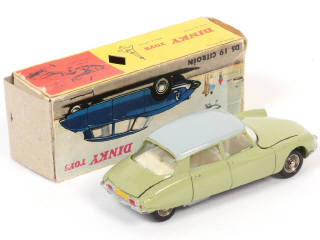 Lot 242 - DINKY TOYS (FRANCE) (1)