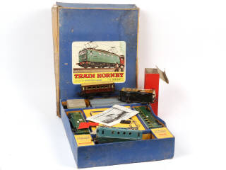 Lot 34 - HORNBY 'O' (FRANCE) (1)