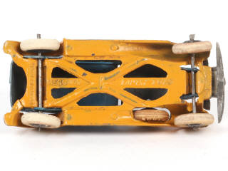 Lot 227 - DINKY TOYS (FRANCE) (1)