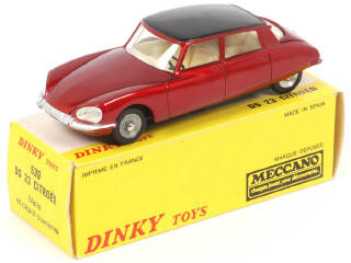 Lot 249 - DINKY TOYS (FRANCE) (1)