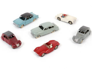 Lot 311 - DINKY TOYS (FRANCE) (6)