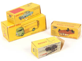 Lot 221 - DINKY TOYS (FRANCE) (4)
