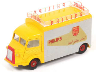 Lot 230 - DINKY TOYS (FRANCE) (1)