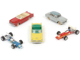 Lot 307 - DINKY TOYS (FRANCE) (5)